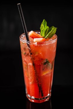 Barda nefis bir kokteyl.