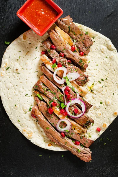 Kebab Mięsem Sosem — Zdjęcie stockowe