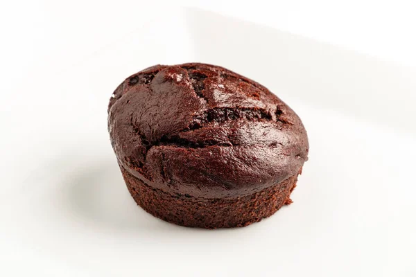 Beyaz Arka Planda Çikolatalı Kek — Stok fotoğraf