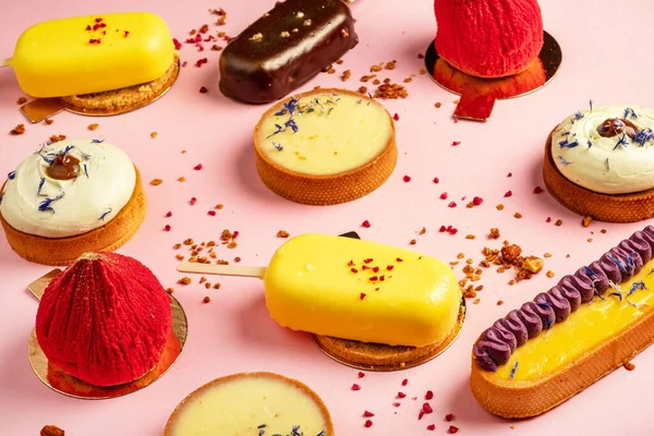 Pâtisseries Françaises Aux Baies Fraîches — Photo