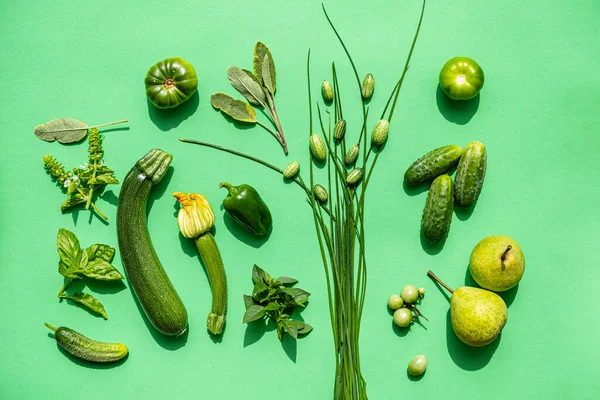 Légumes Verts Sur Fond Vert — Photo