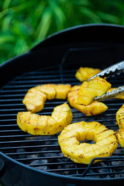 Tranches Ananas Grillées Prêtes Manger — Photo