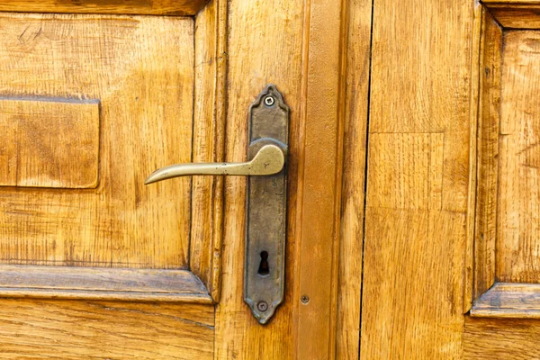 Old door handle — Stock Photo, Image