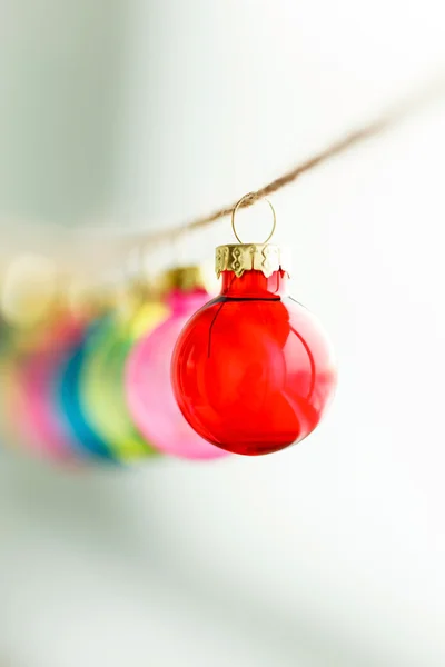 Bolas de Natal coloridas — Fotografia de Stock