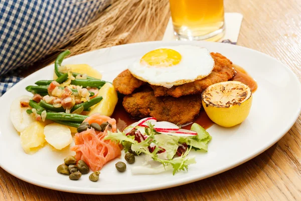 Salchicha Schnitzel — Foto de Stock