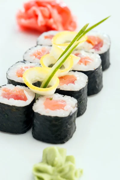 Sushi in bar — Stockfoto