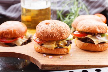 ev yapımı hamburger