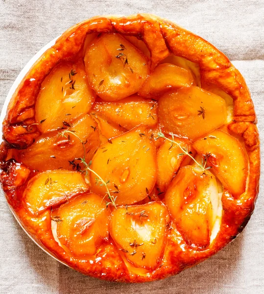 Tarte Tatin com peras — Fotografia de Stock