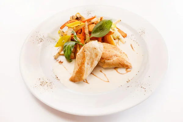 Chicken with vegetables — Stock Photo, Image