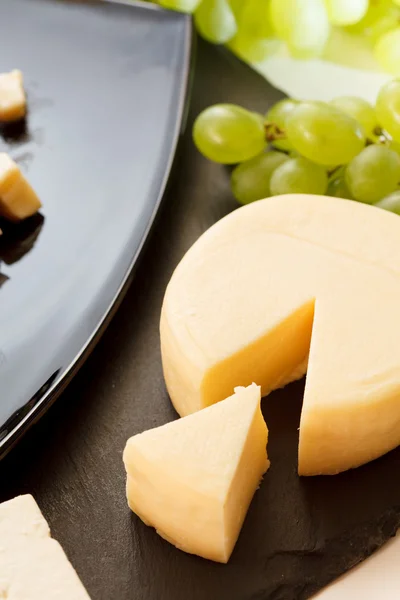 Salad with cheese — Stock Photo, Image