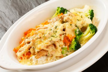 et ile kavrulmuş sebze