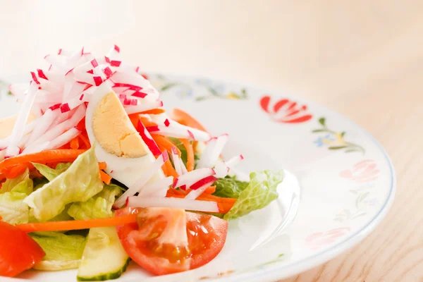 Salad with vegetables — Stock Photo, Image