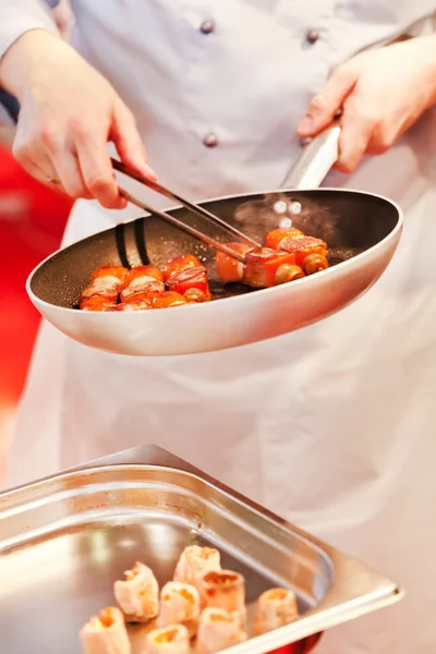 Chef iş başında — Stok fotoğraf