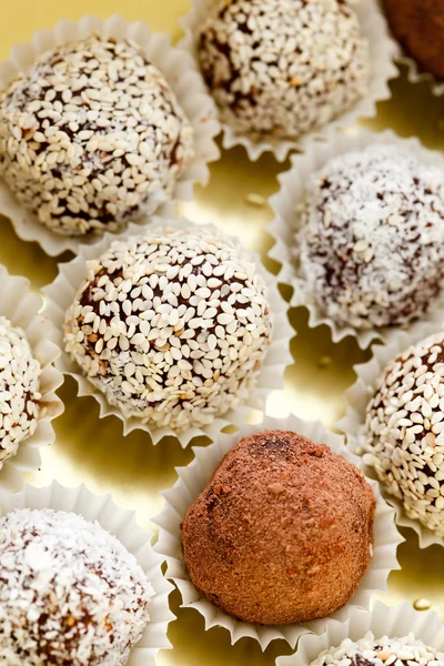 Homemade truffles — Stock Photo, Image