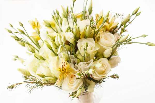 Bellissimo bouquet di fiori di rosa — Foto Stock