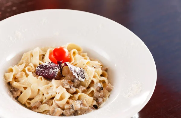 Pasta met kaas — Stockfoto