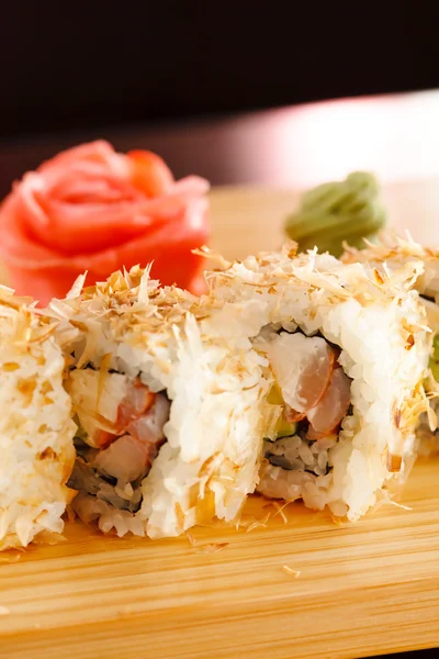 Sushi a fa tábla — Stock Fotó