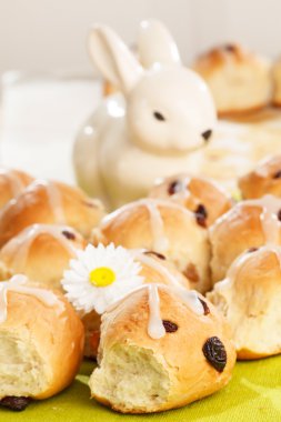 Cross buns