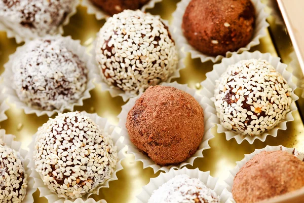 Homemade truffles — Stock Photo, Image