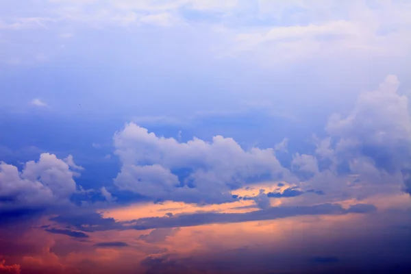 Cielo con nubes — Foto de Stock