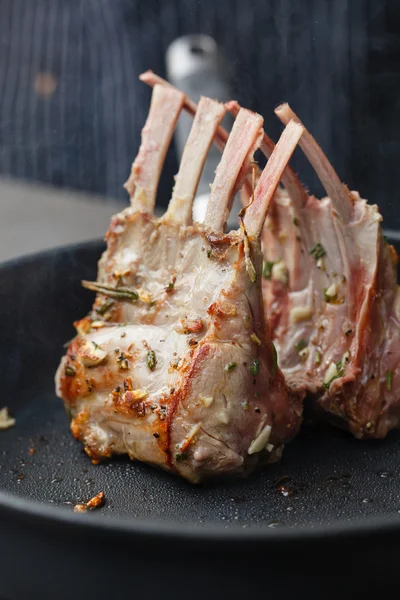 Fried lamb chops — Stock Photo, Image