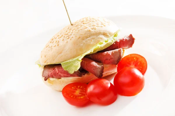 Burger mit Rindfleisch — Stockfoto
