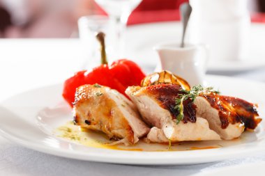 Sebzeli ızgara tavuk