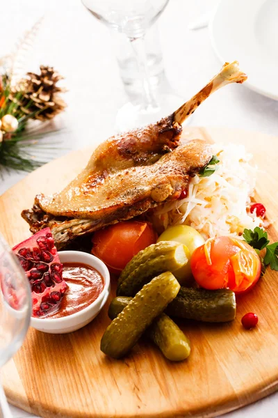 Goose on Christmas table — Stock Photo, Image