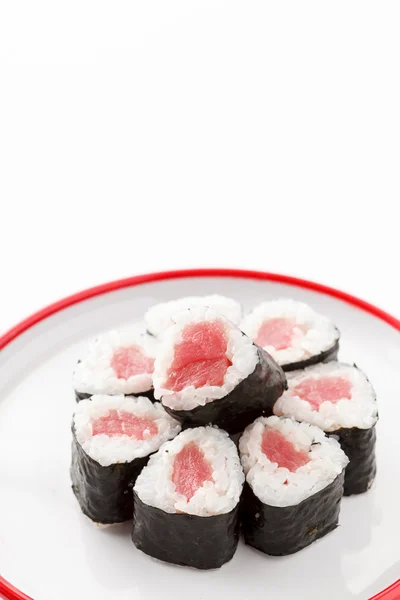 Sabroso sushi en el plato — Foto de Stock