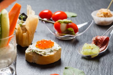 Masada leziz kanepeler