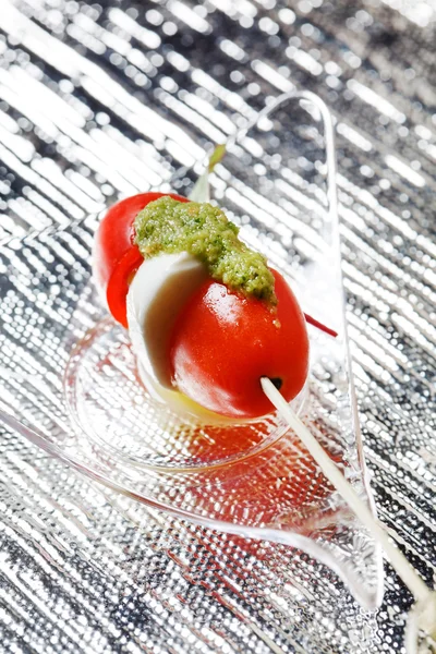 Cherry tomato with mozzarella — Stock Photo, Image