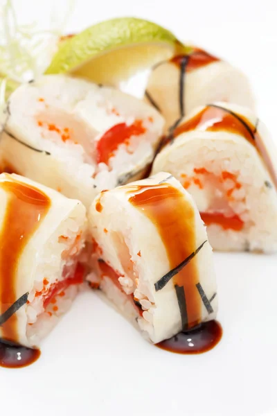 Tasty sushi with lime — Stock Photo, Image