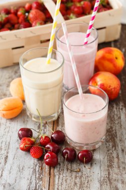 meyve smoothies gözlük