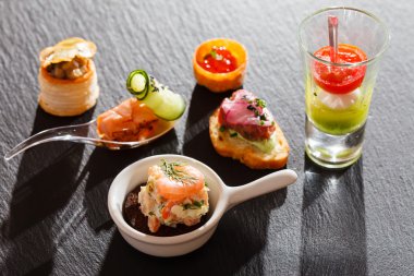 Farklı kanepeler seti