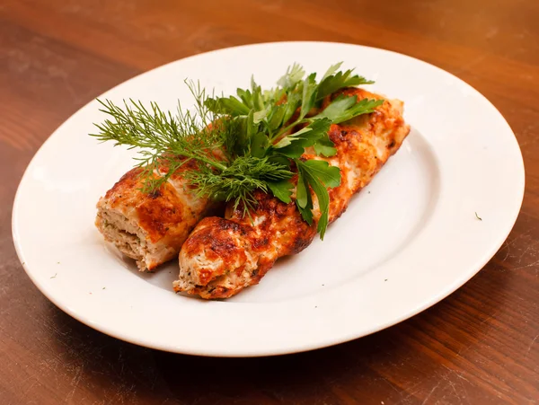 Gegrilltes Fleisch mit Gemüse — Stockfoto