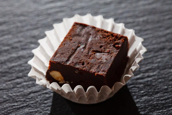 Brownie with nuts — Stock Photo, Image