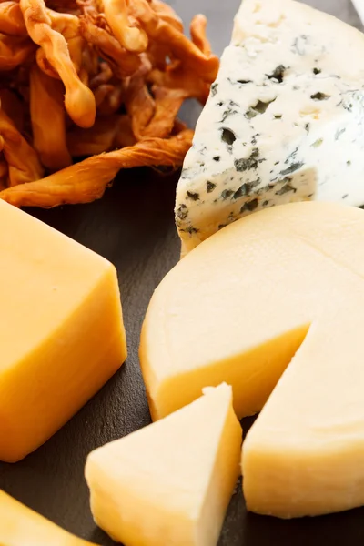 Diferentes tipos de queso —  Fotos de Stock