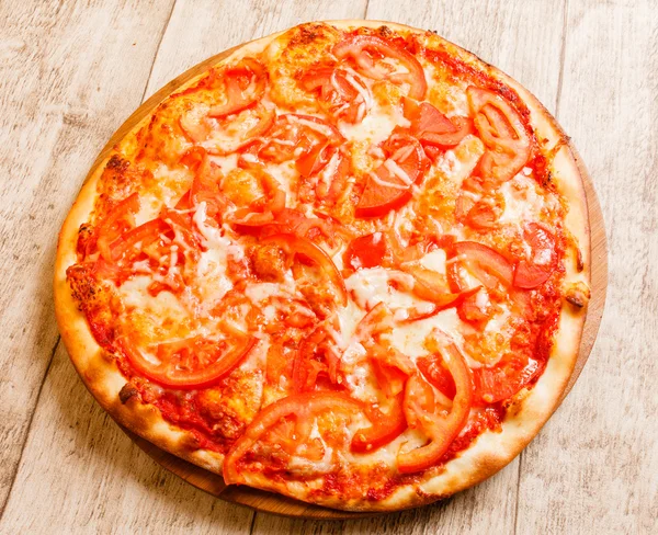 Välsmakande Margarita pizza — Stockfoto