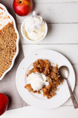 Elmalı dondurma ve dondurma.