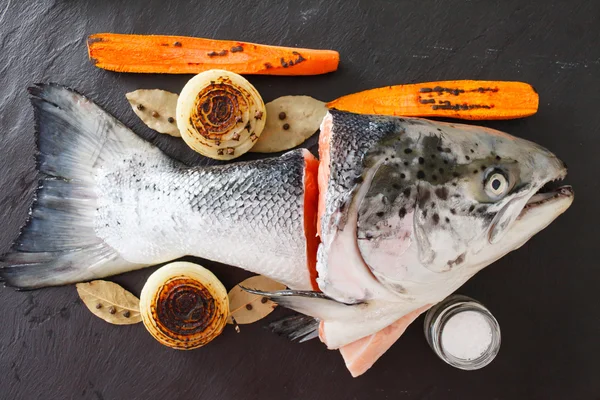 Лосось для рибного супу — стокове фото