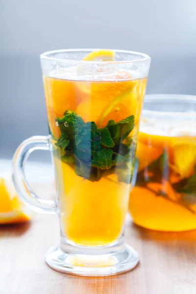 Té naranja con menta —  Fotos de Stock