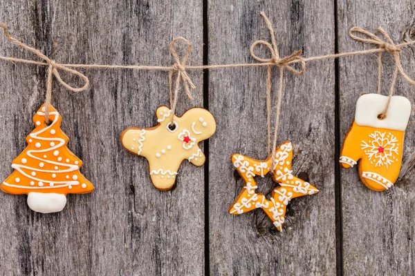 Biscotti di Natale appesi — Foto Stock