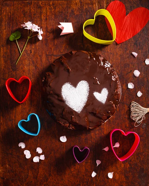 Schokoladenkuchen zum Valentinstag — Stockfoto