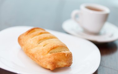 puf böreği ile kahve