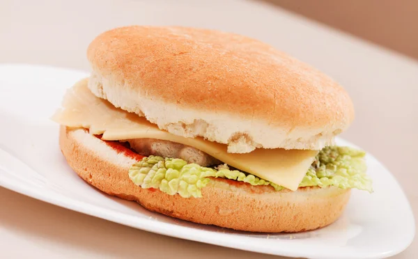 Lekkere sandwich met kaas — Stockfoto