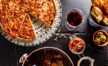 İspanyol yemeği masada