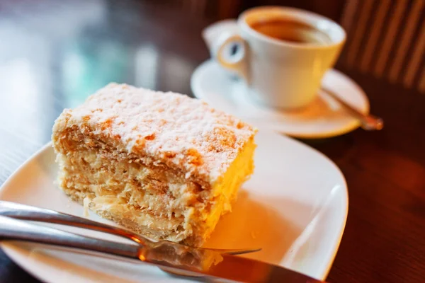 Kaffe med kaka — Stockfoto