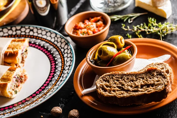 Cena española en la mesa — Foto de Stock