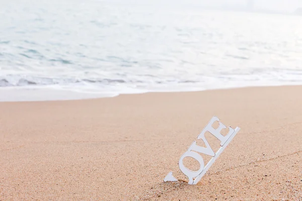 Kärleksbudskap i sand — Stockfoto