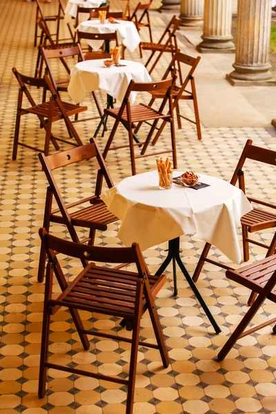 Outdoor cafe in autumn — Stock Photo, Image